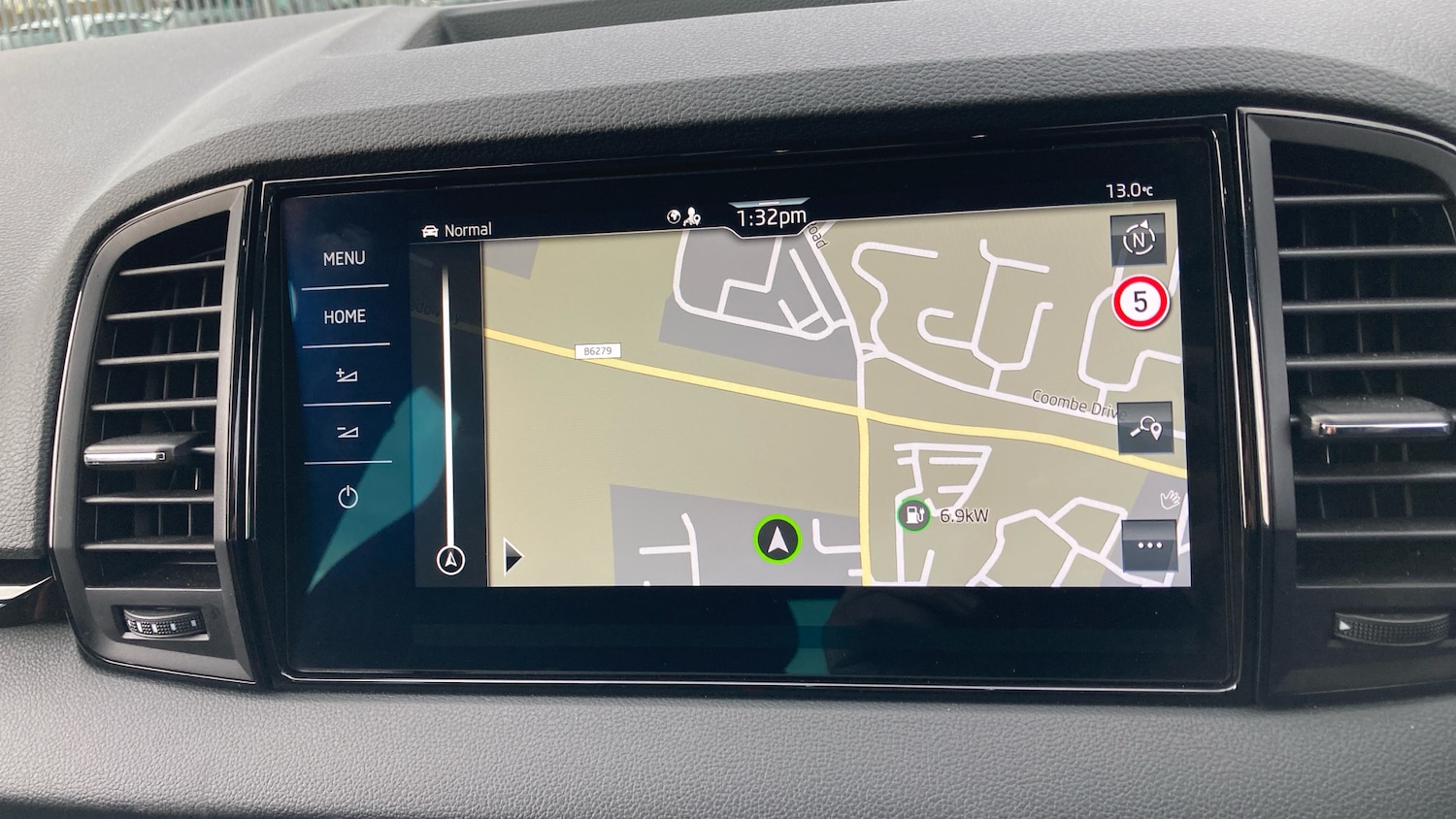 Used Skoda Karoq 2025 for sale - 76494443: Photo 30