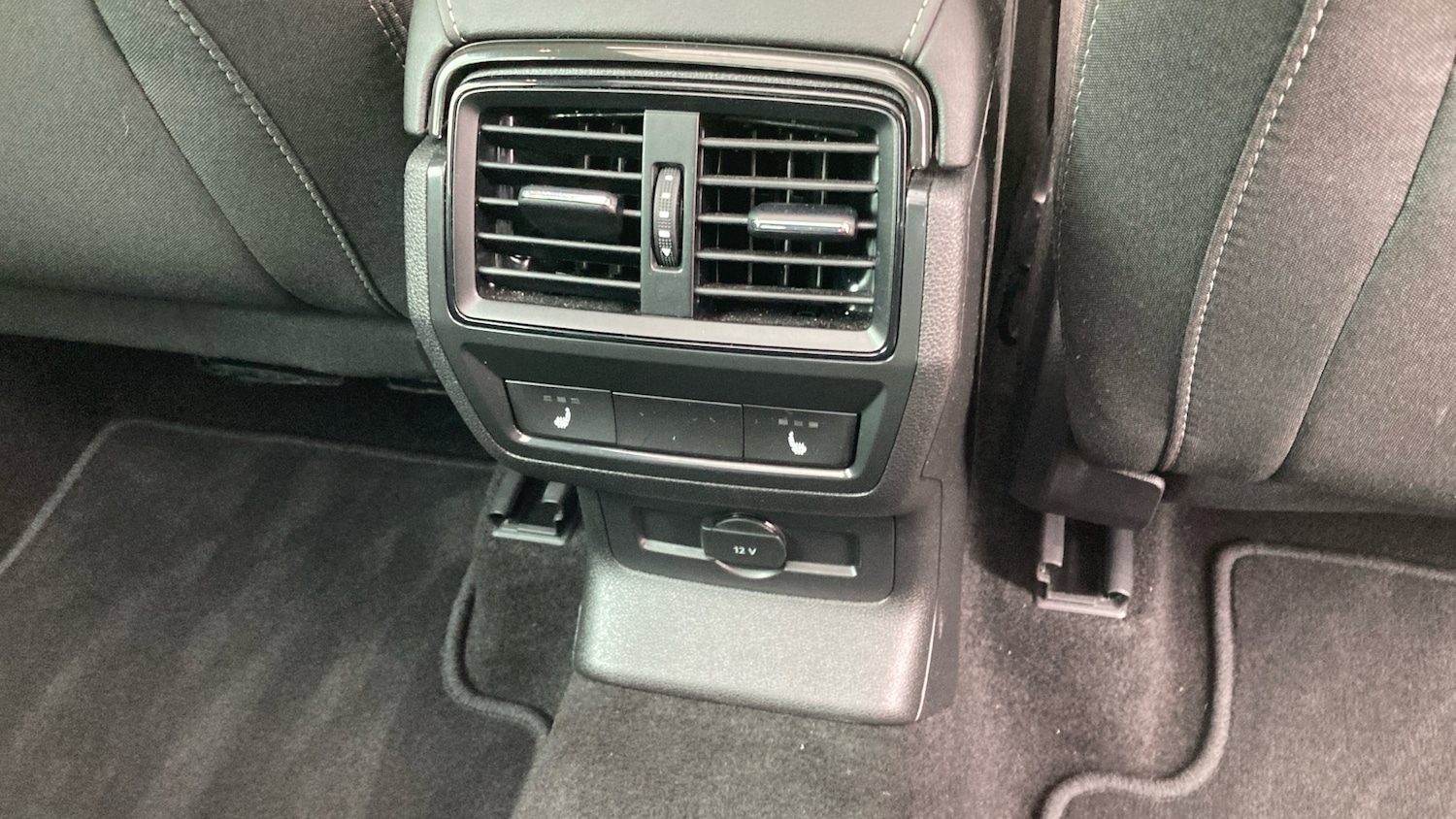 Used Skoda Karoq 2025 for sale - 76494443: Photo 36