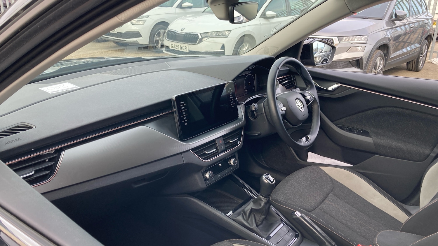 Used Skoda Kamiq 2023 for sale - 78210089: Photo 2