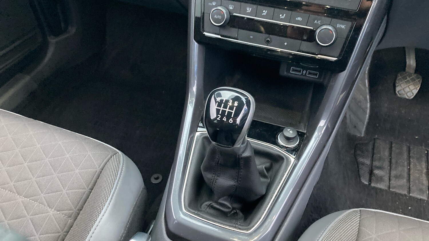 Used Volkswagen T-Cross 2020 for sale - 76807025: Photo 13