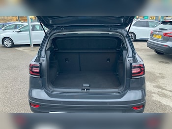 Used Volkswagen T-Cross 2020 for sale - 76807025: Photo