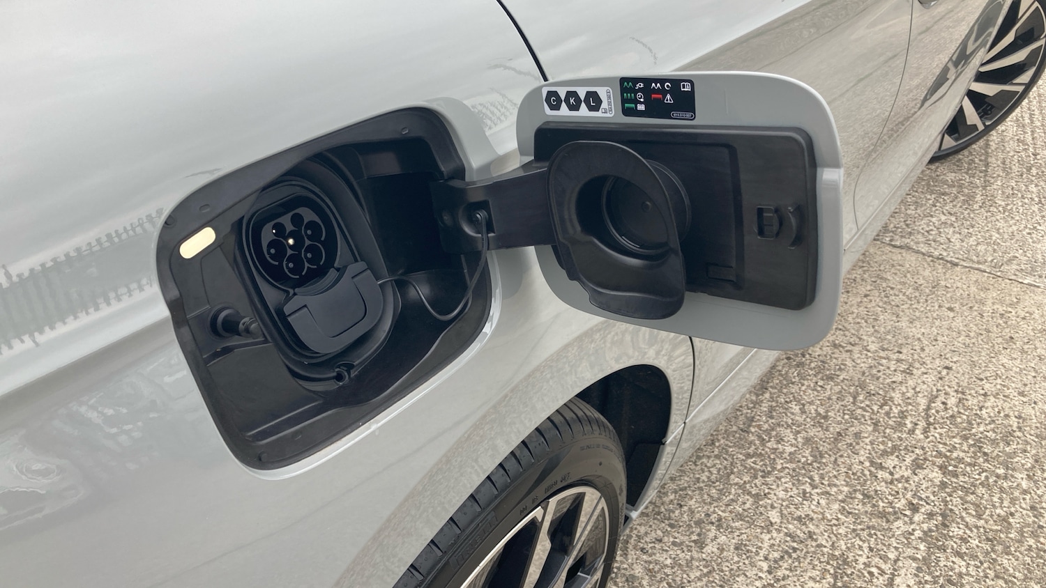 Used Skoda Enyaq 2025 for sale - 77088059: Photo 40