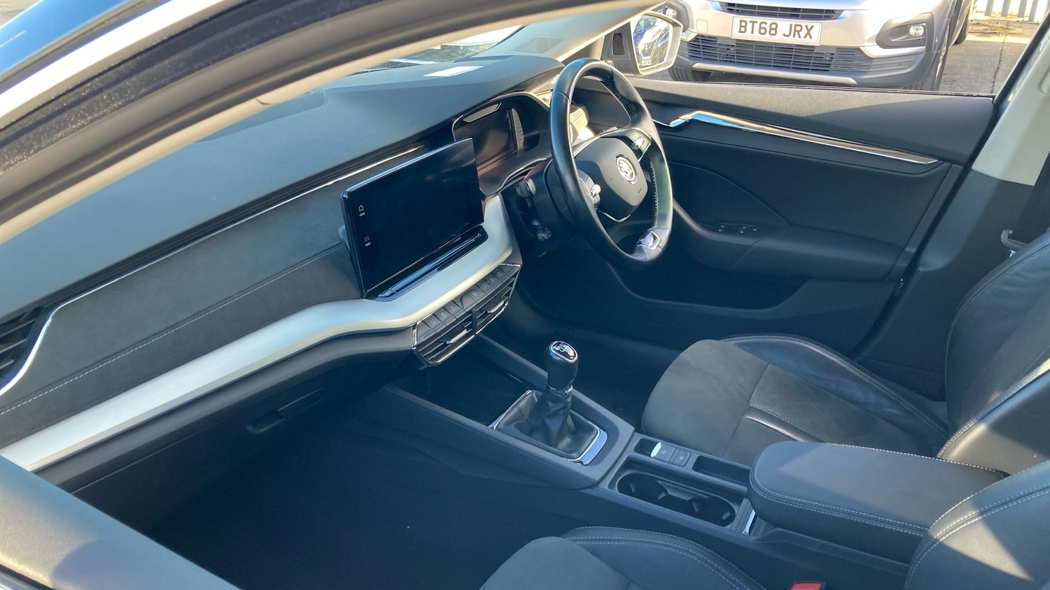 Used Skoda Octavia 2020 for sale - 76366910: Photo 2