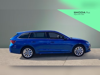 Used Skoda Octavia 2025 for sale - 77883719: Photo