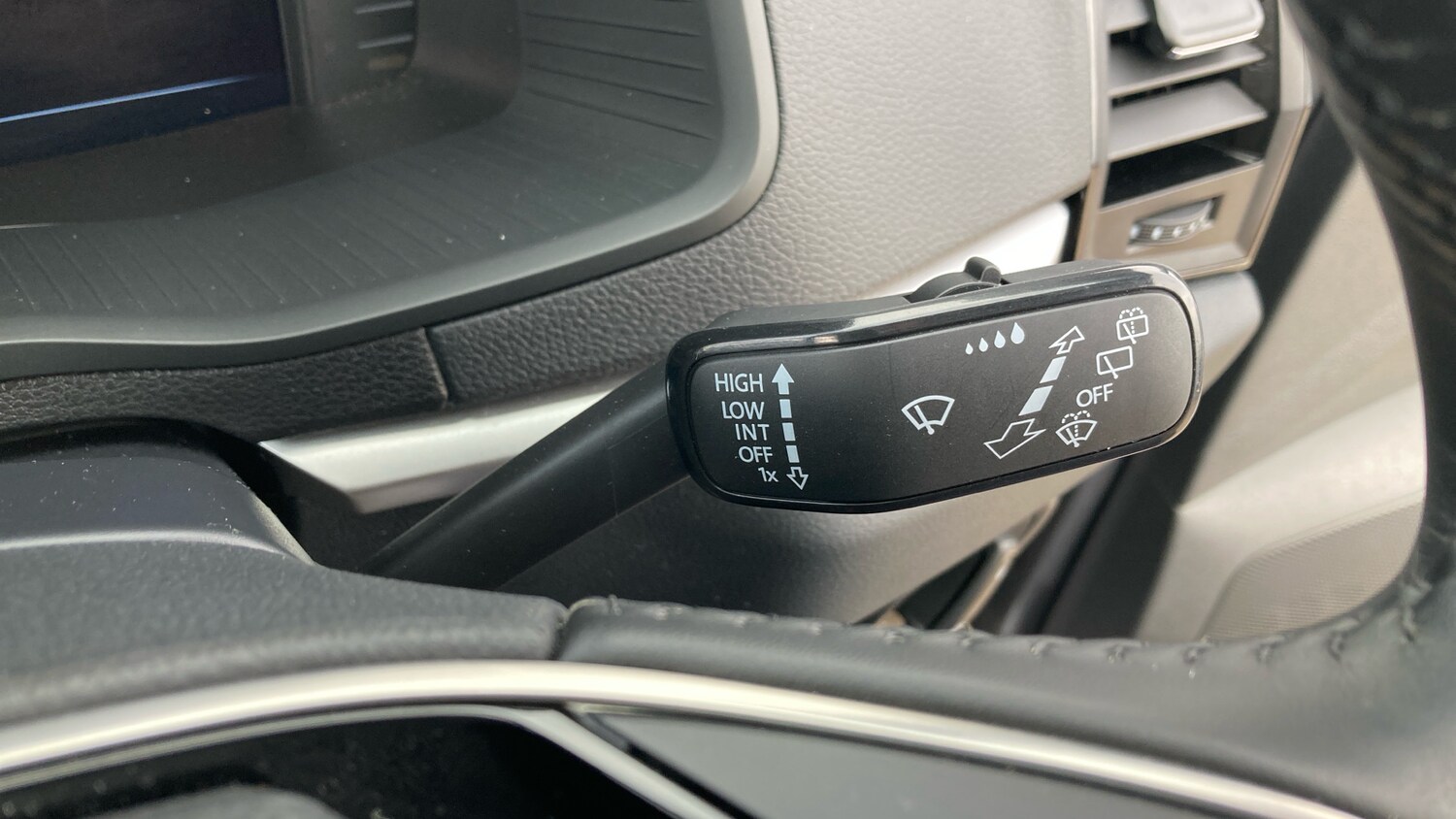 Used Skoda Karoq 2024 for sale - 77831633: Photo 27