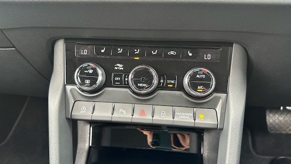 Used Skoda Karoq 2025 for sale - 76143082: Photo 13