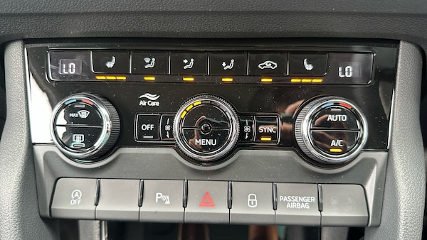 Used Skoda Karoq 2025 for sale - 76143082: Photo 32