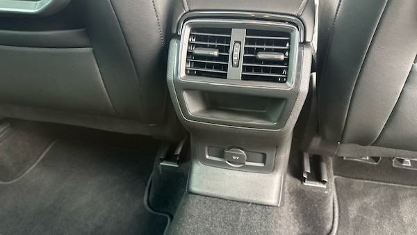 Used Skoda Karoq 2025 for sale - 76143082: Photo 41