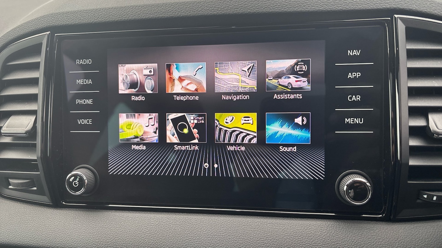 Used Skoda Karoq 2024 for sale - 76464338: Photo 12