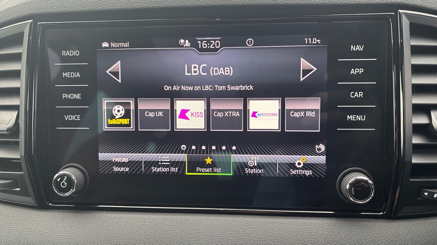 Used Skoda Karoq 2024 for sale - 76464338: Photo 25