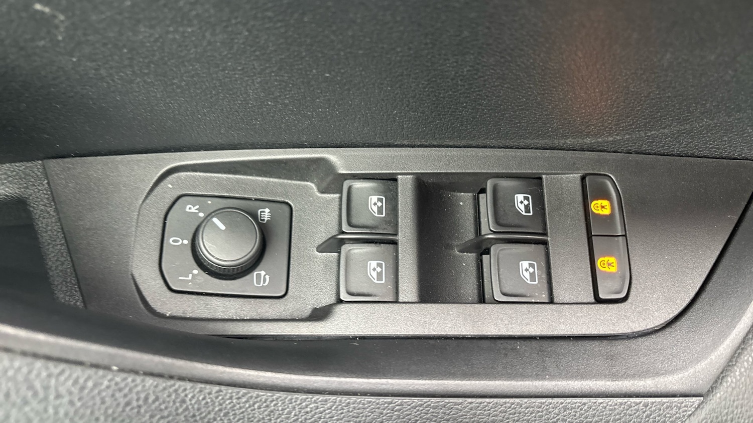 Used Skoda Karoq 2024 for sale - 76464338: Photo 30