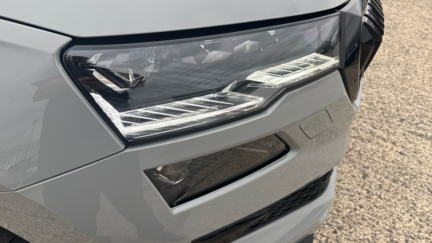 Used Skoda Karoq 2024 for sale - 76464338: Photo 37