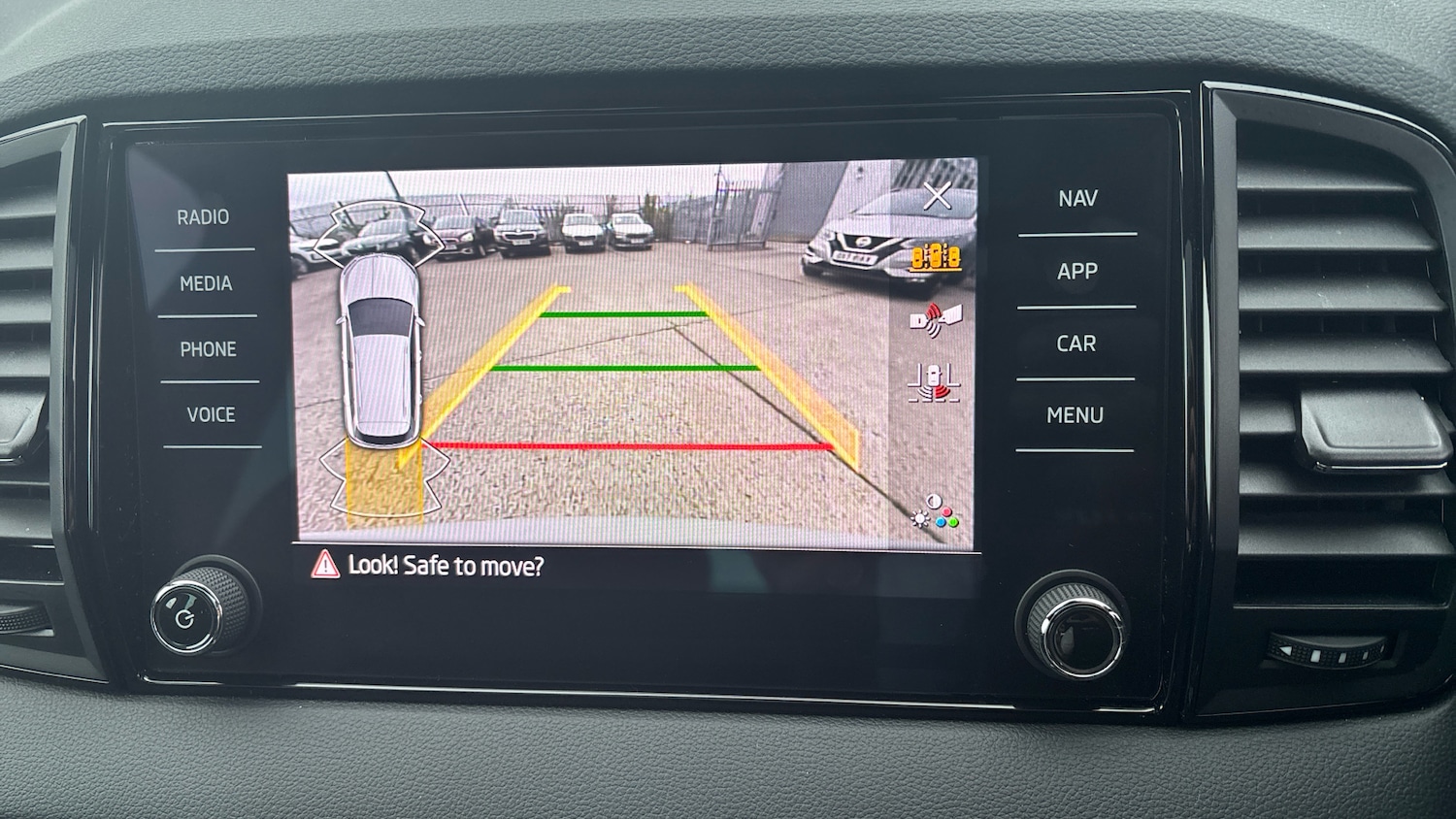 Used Skoda Karoq 2024 for sale - 76464338: Photo 44