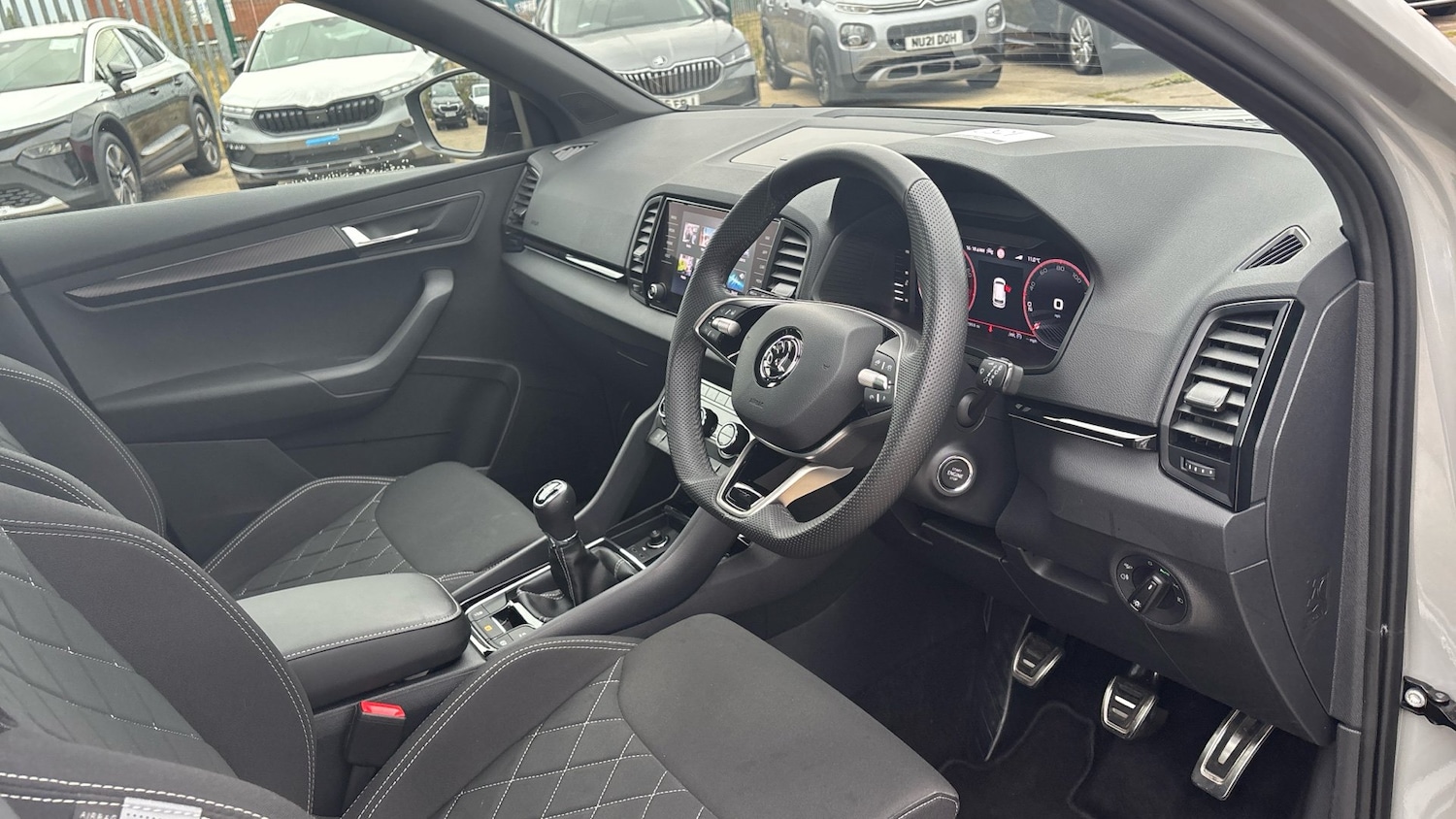 Used Skoda Karoq 2024 for sale - 76464338: Photo 6