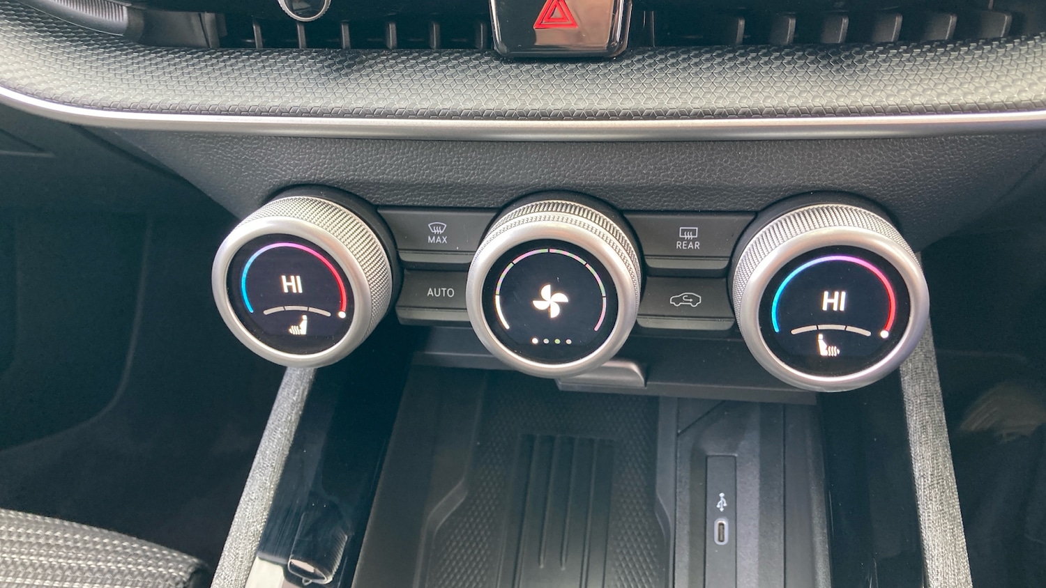 Used Skoda Superb 2024 for sale - 77833184: Photo 13