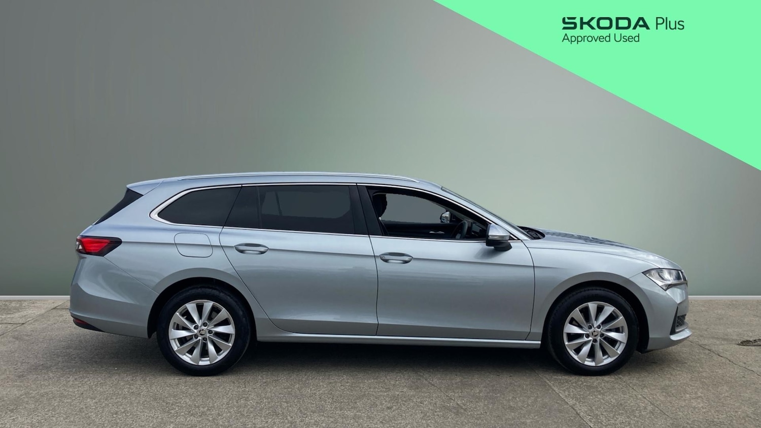 Used Skoda Superb 2024 for sale - 77833184: Photo 4