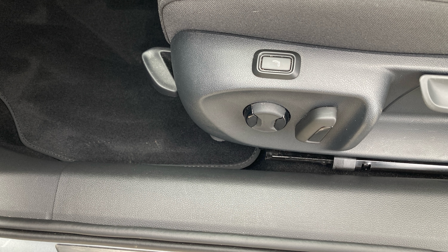 Used Skoda Superb 2024 for sale - 77833184: Photo 40