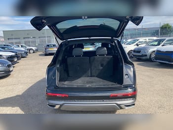 Used Audi Q7 2024 for sale - 79417876: Photo