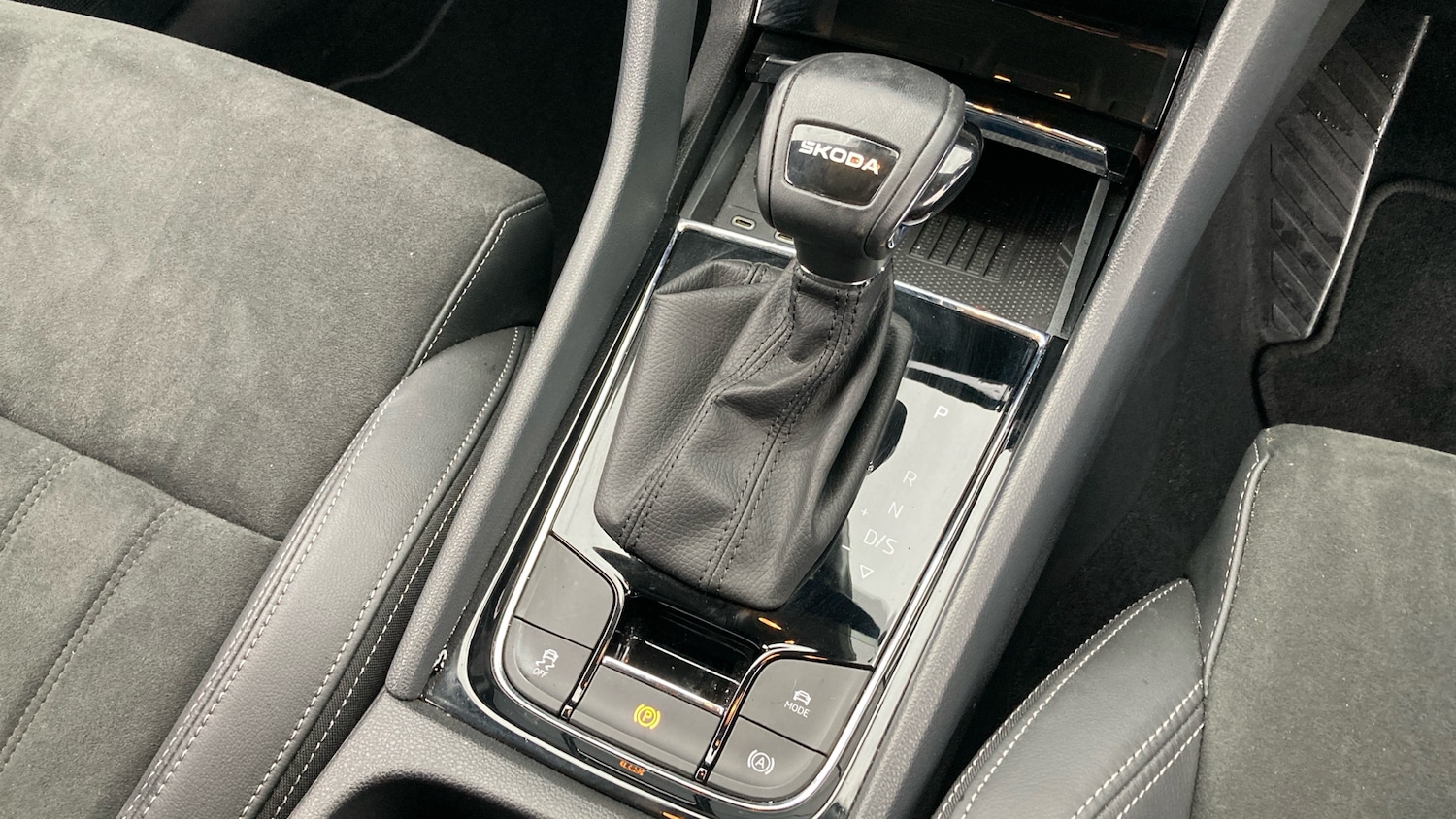 Used Skoda Karoq 2024 for sale - 77208826: Photo 14