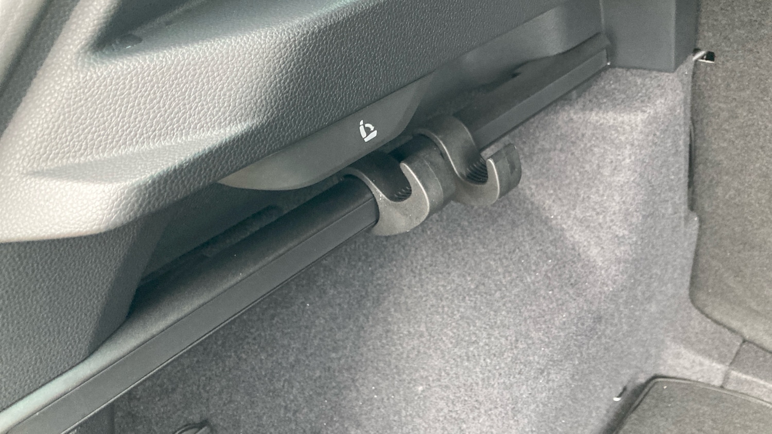 Used Skoda Karoq 2024 for sale - 77208826: Photo 40