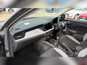 Used Skoda Kamiq 2024 for sale - 76172582: Photo 2