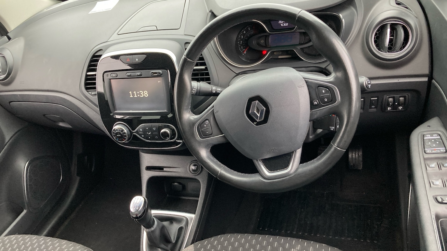 Used Renault Captur 2018 for sale - 76719222: Photo 10