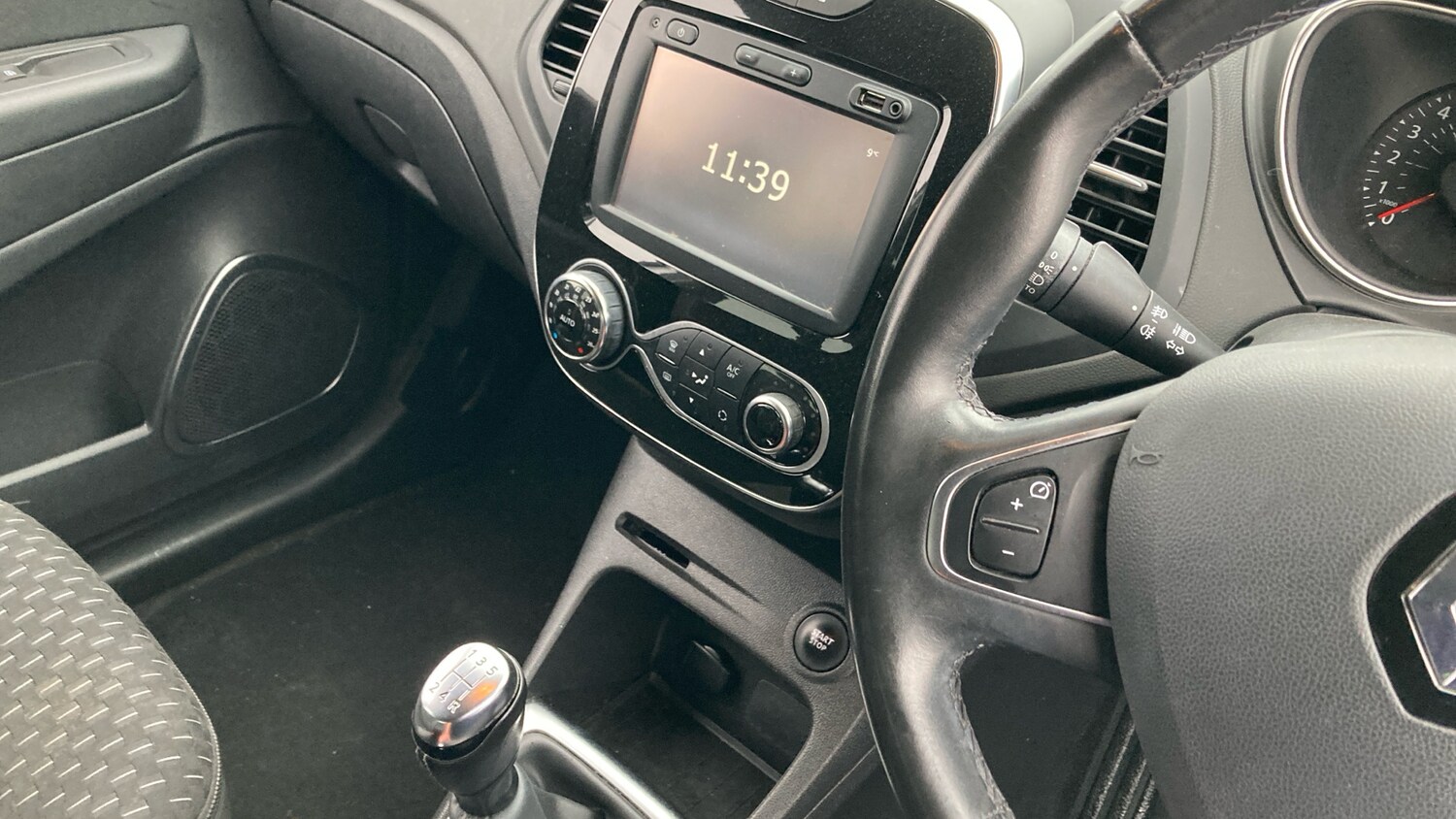 Used Renault Captur 2018 for sale - 76719222: Photo 14