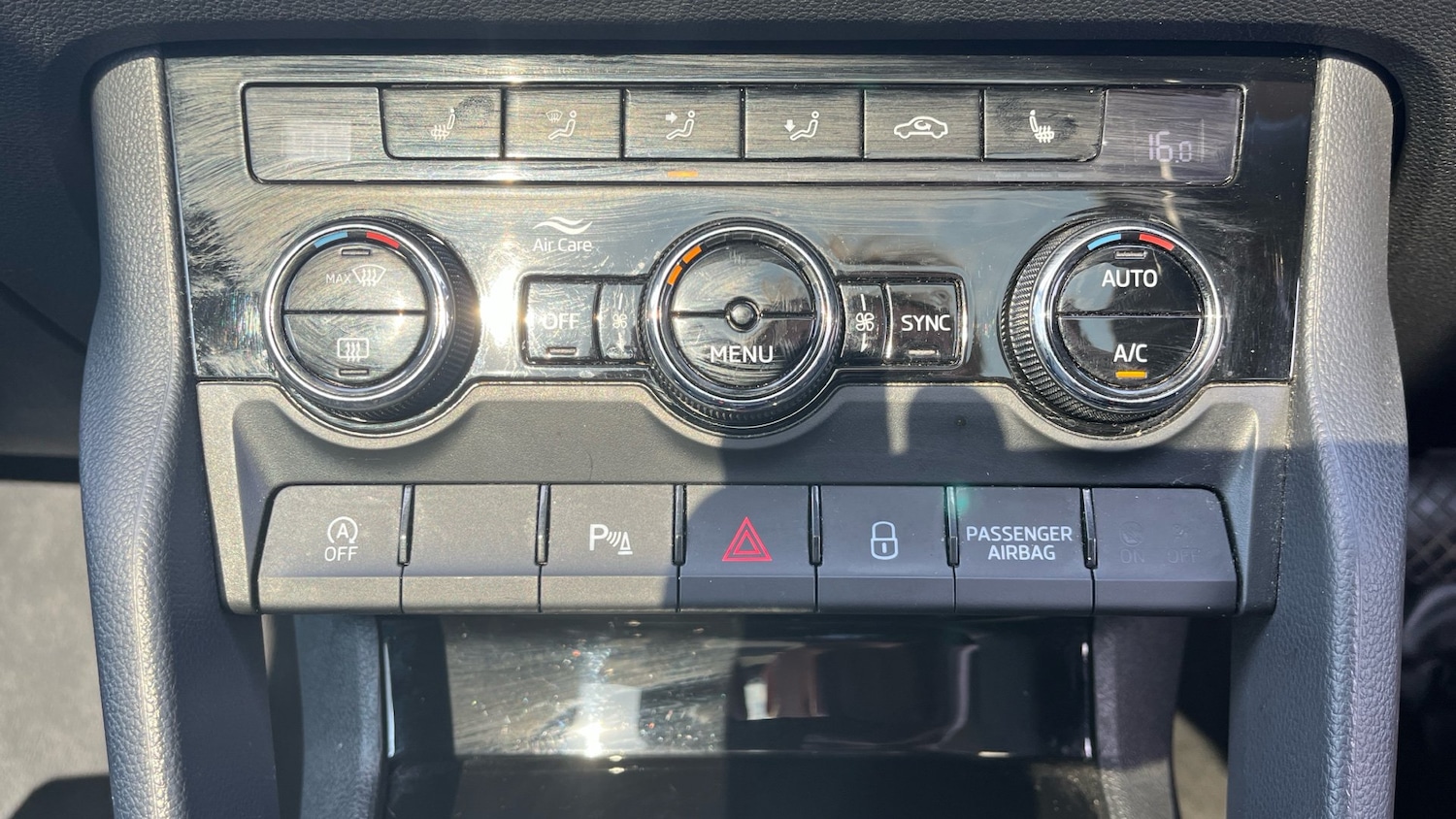 Vehicle 33