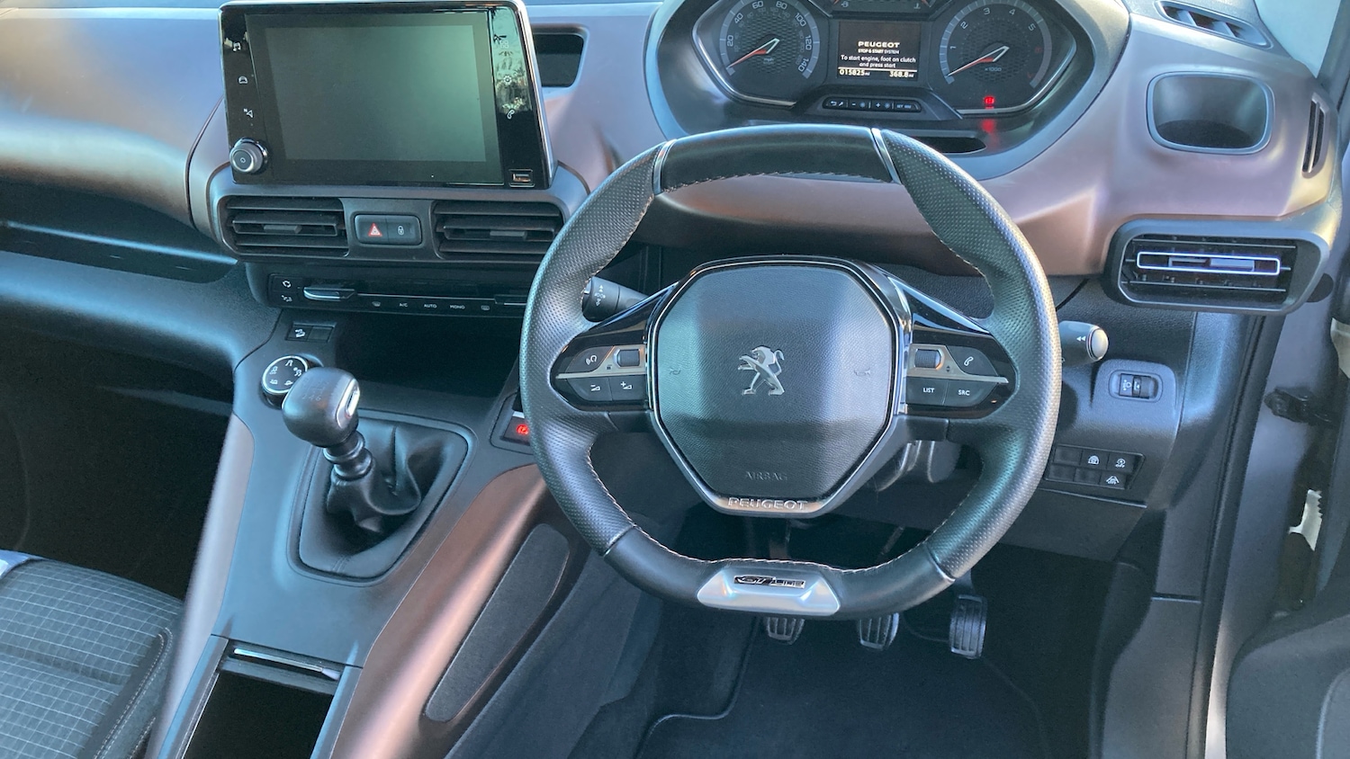 Used Peugeot Rifter 2018 for sale - 76366889: Photo 10