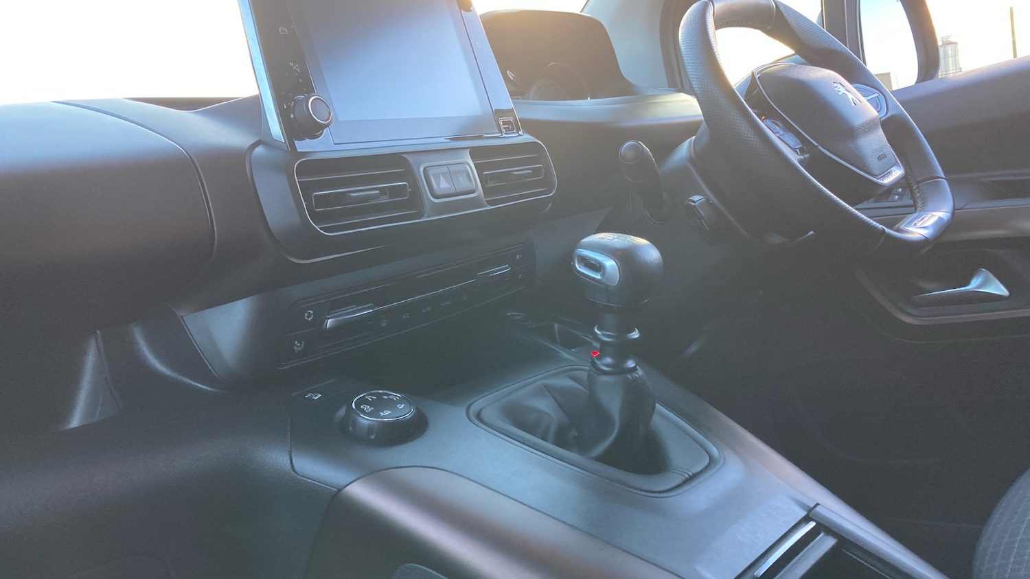 Used Peugeot Rifter 2018 for sale - 76366889: Photo 13