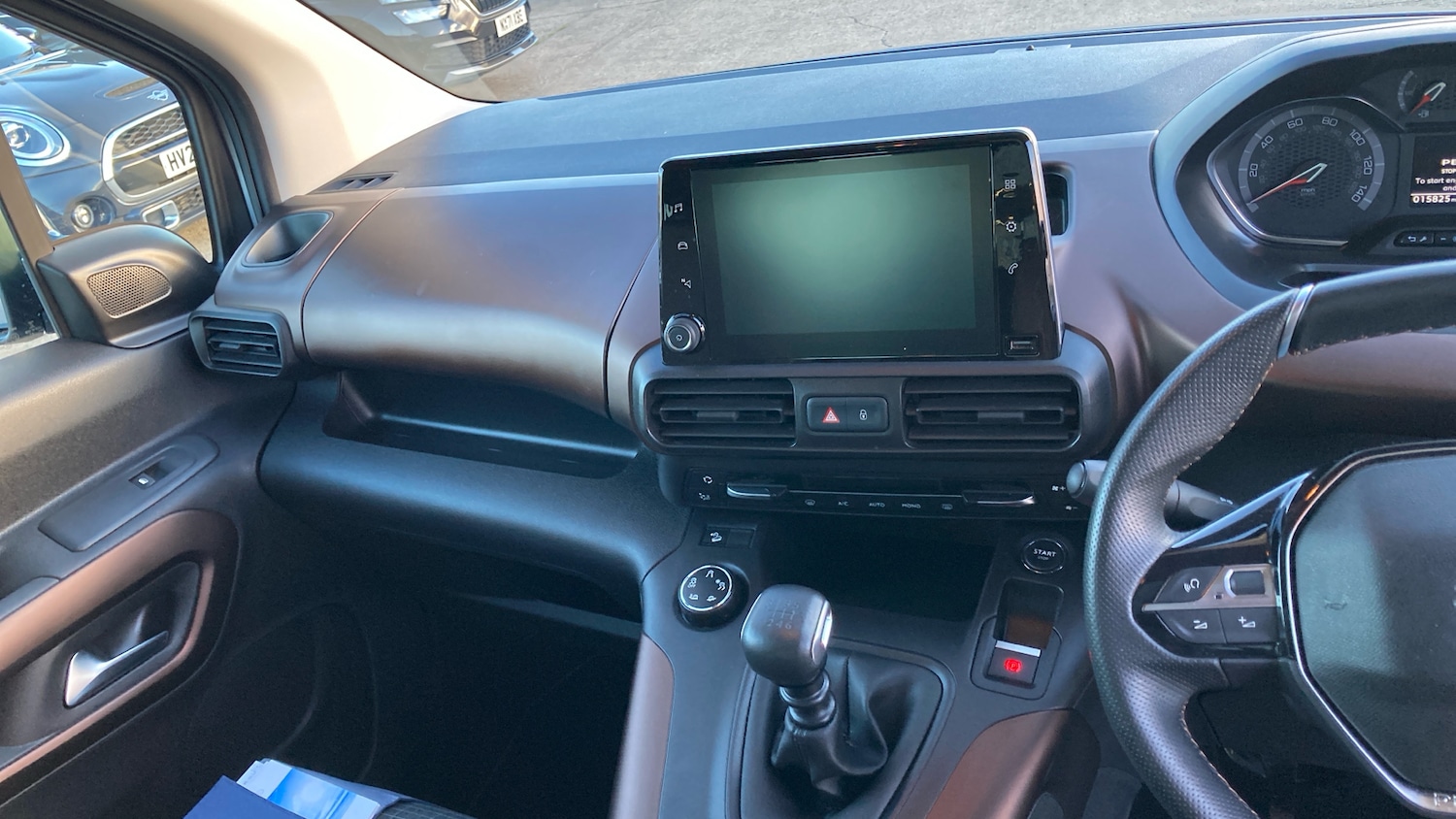 Used Peugeot Rifter 2018 for sale - 76366889: Photo 14