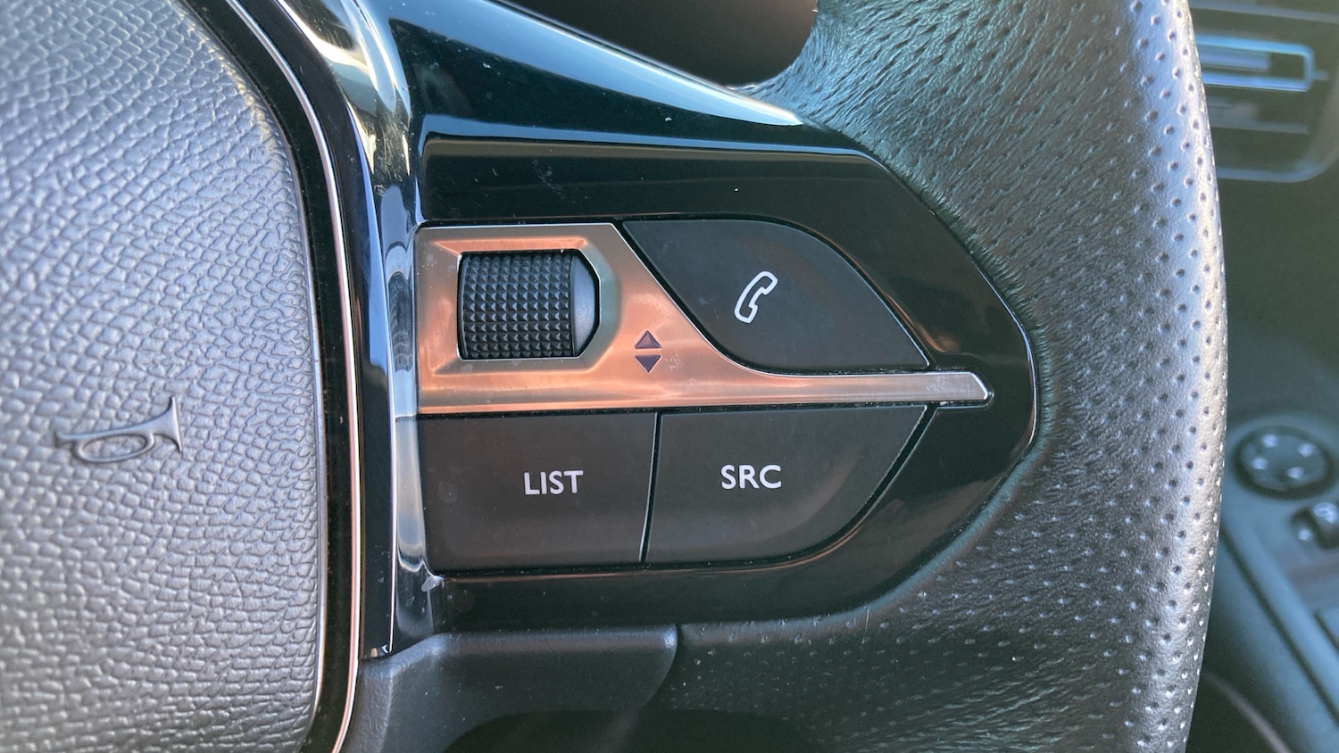 Used Peugeot Rifter 2018 for sale - 76366889: Photo 24