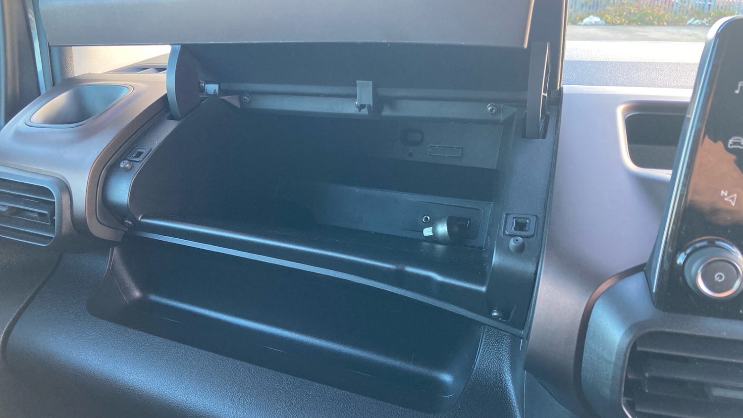 Used Peugeot Rifter 2018 for sale - 76366889: Photo 31