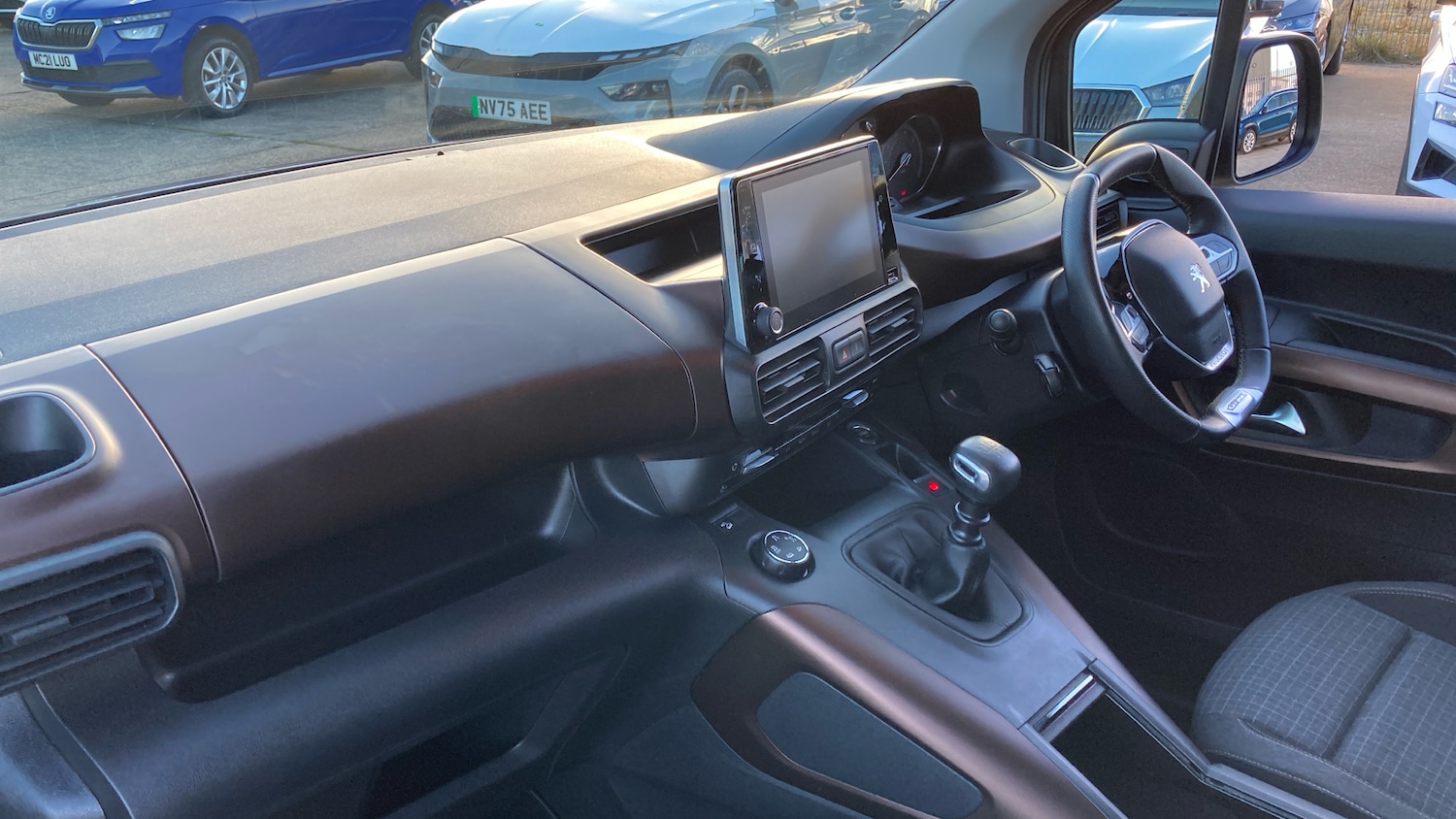 Used Peugeot Rifter 2018 for sale - 76366889: Photo 9