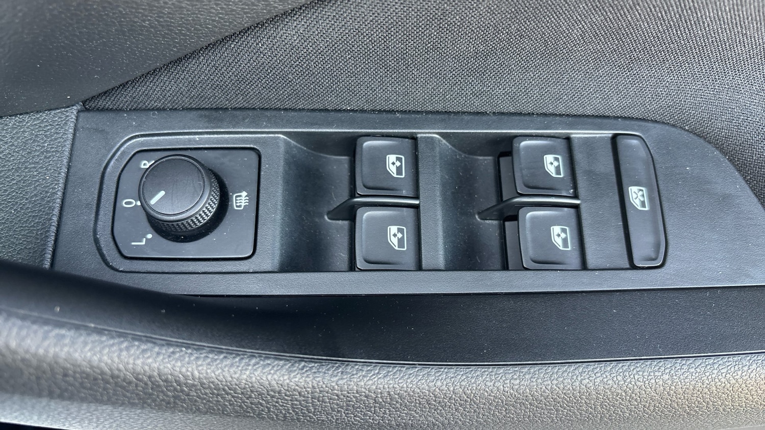 Vehicle 28