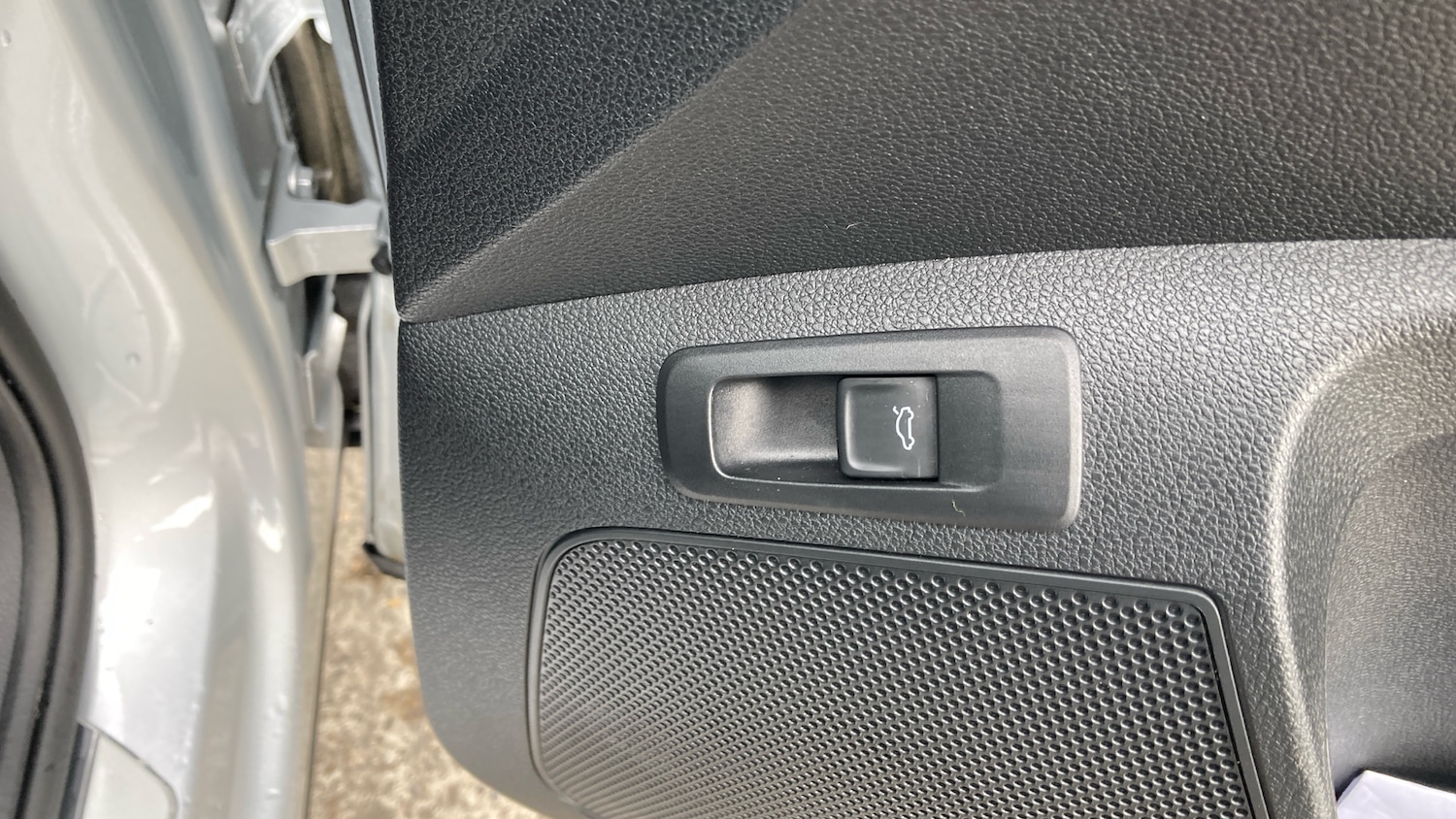 Used Skoda Karoq 2025 for sale - 77965598: Photo 27