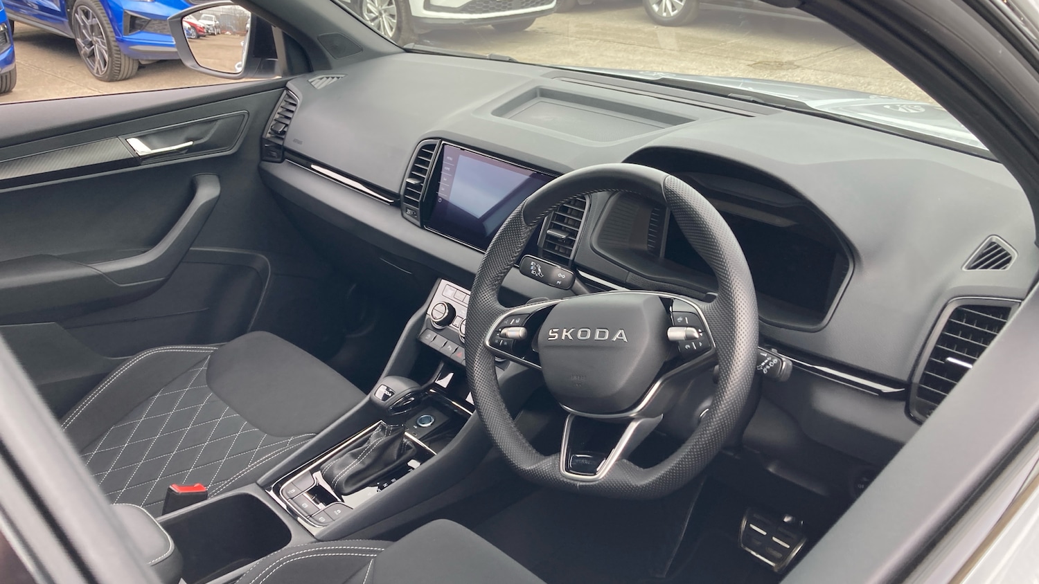 Used Skoda Karoq 2025 for sale - 77965598: Photo 6