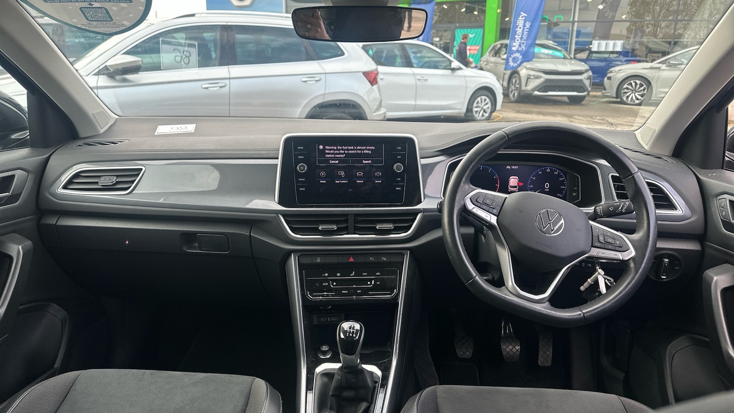 Used Volkswagen T-Roc 2023 for sale - 76114836: Photo 10