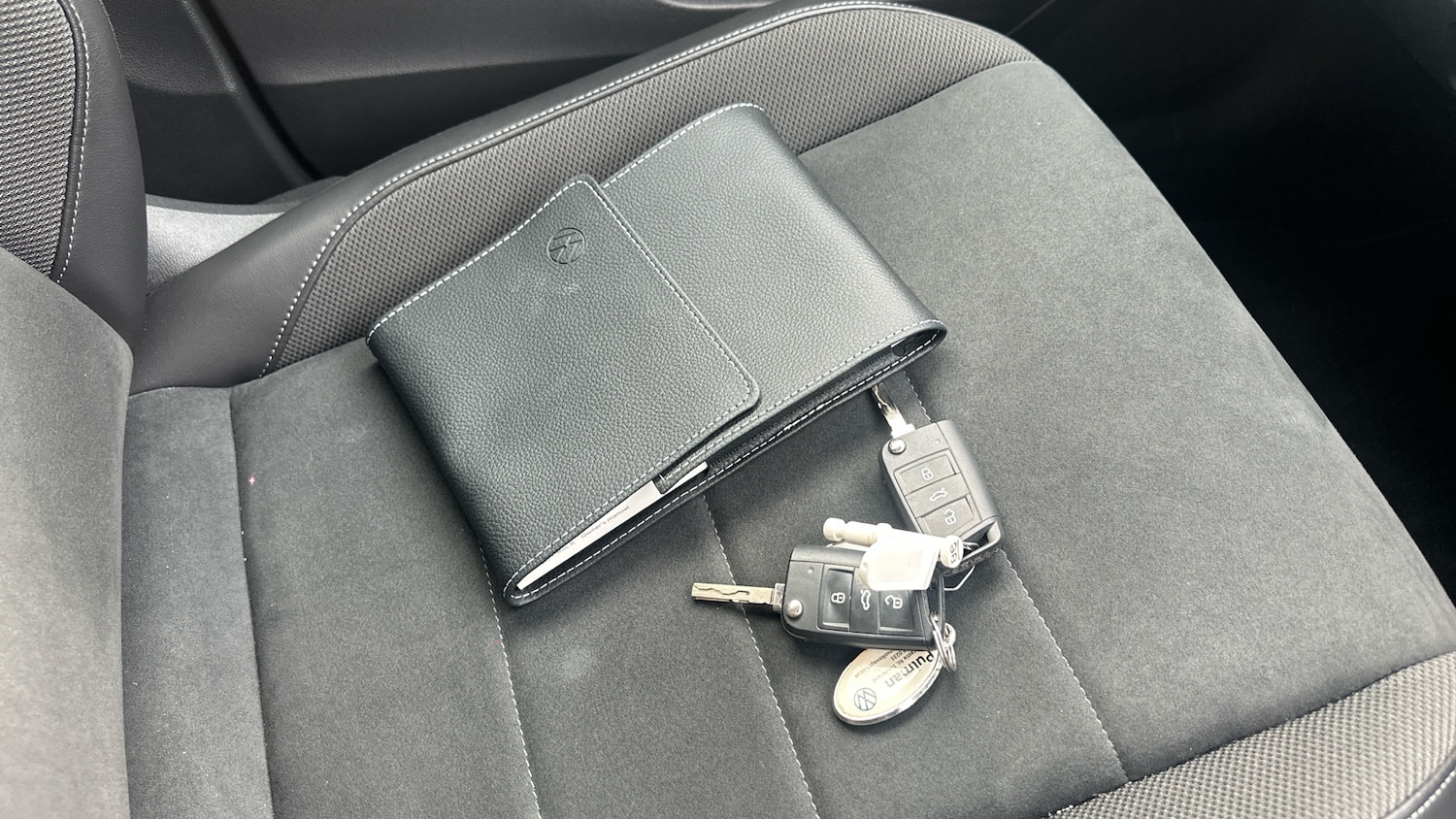 Used Volkswagen T-Roc 2023 for sale - 76114836: Photo 19