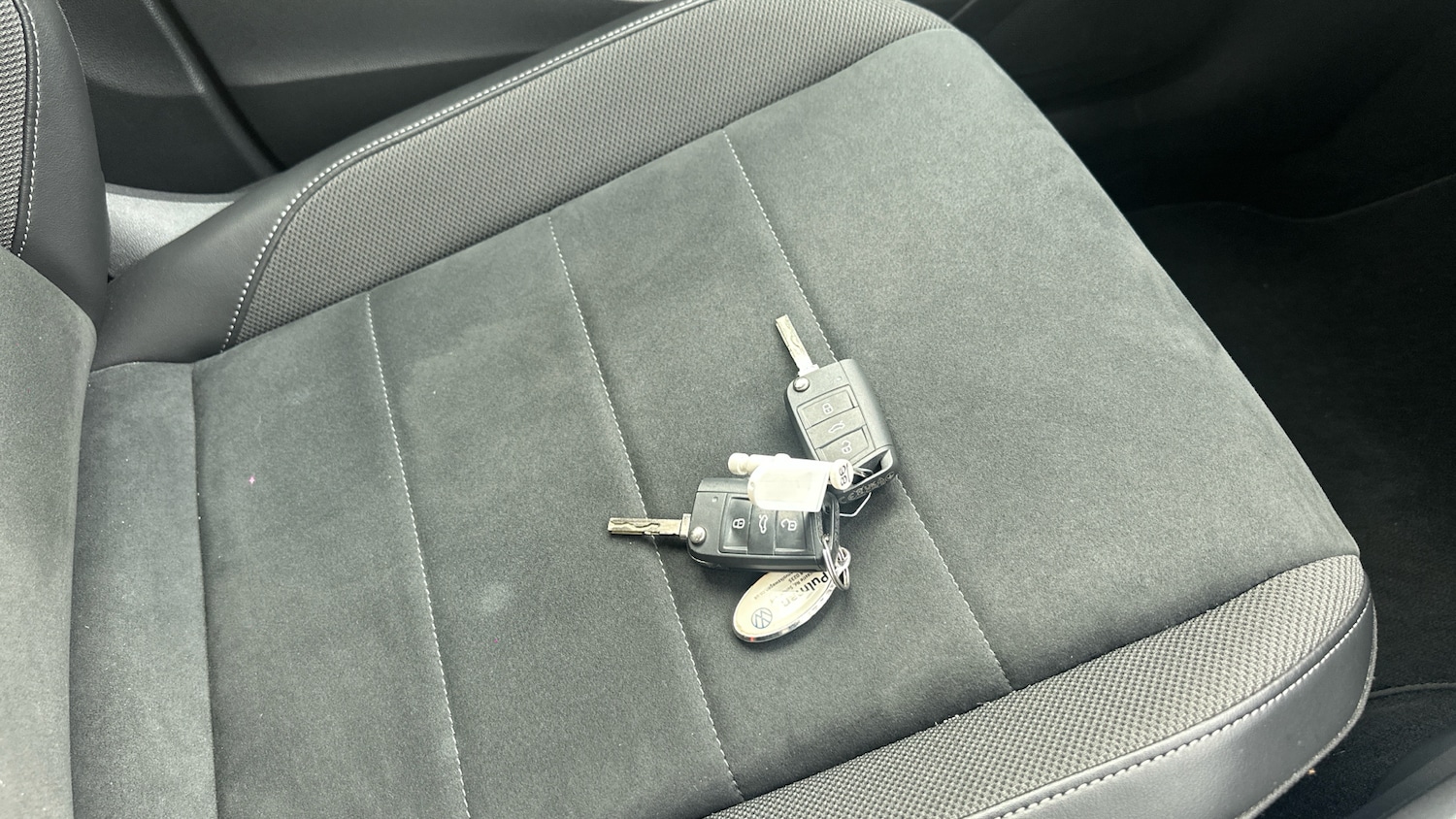 Used Volkswagen T-Roc 2023 for sale - 76114836: Photo 20