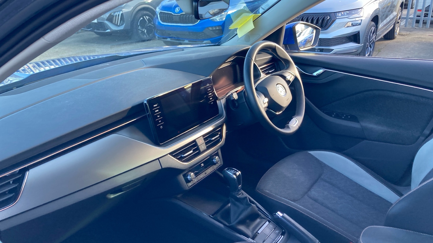 Used Skoda Kamiq 2023 for sale - 77845155: Photo 2