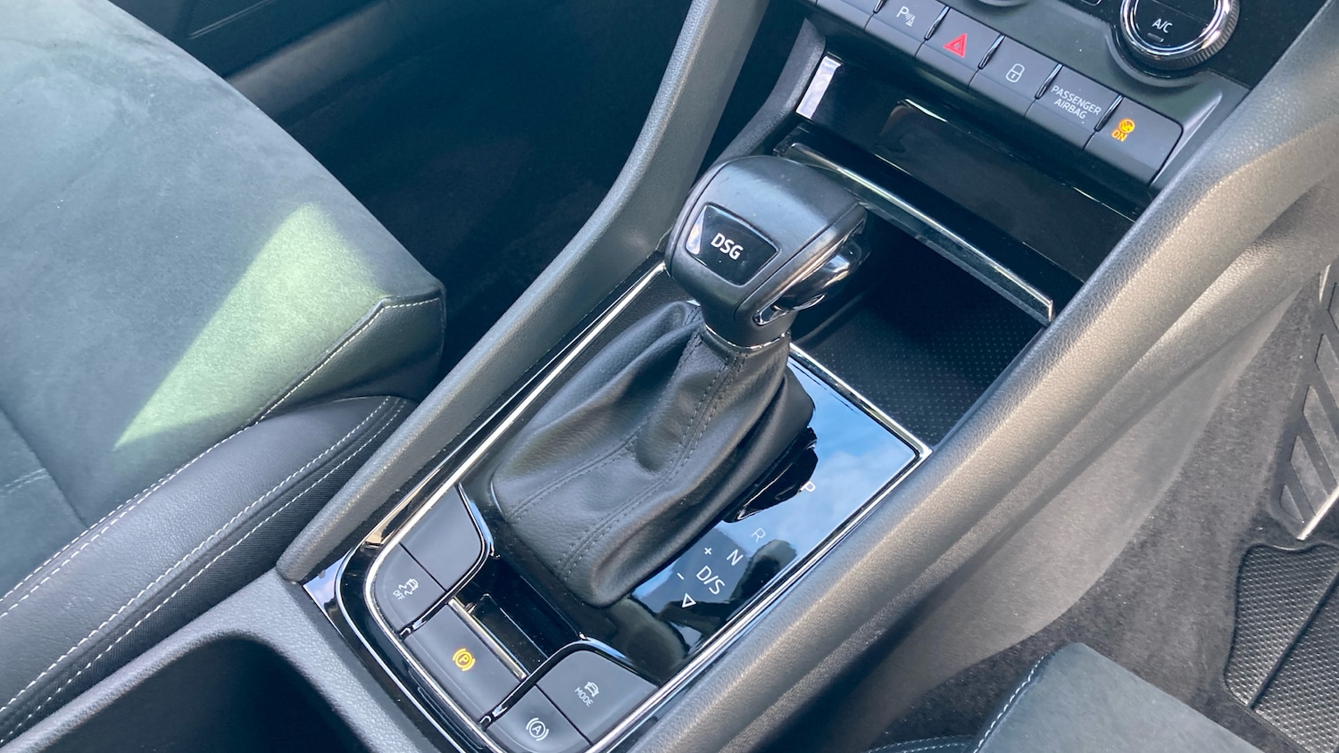 Used Skoda Karoq 2019 for sale - 76346800: Photo 14