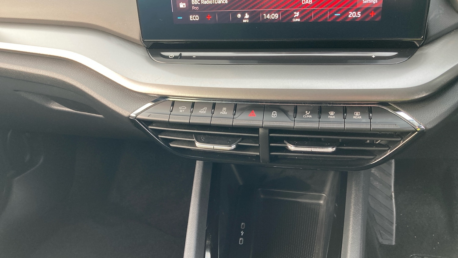 Used Skoda Octavia 2024 for sale - 77137474: Photo 13