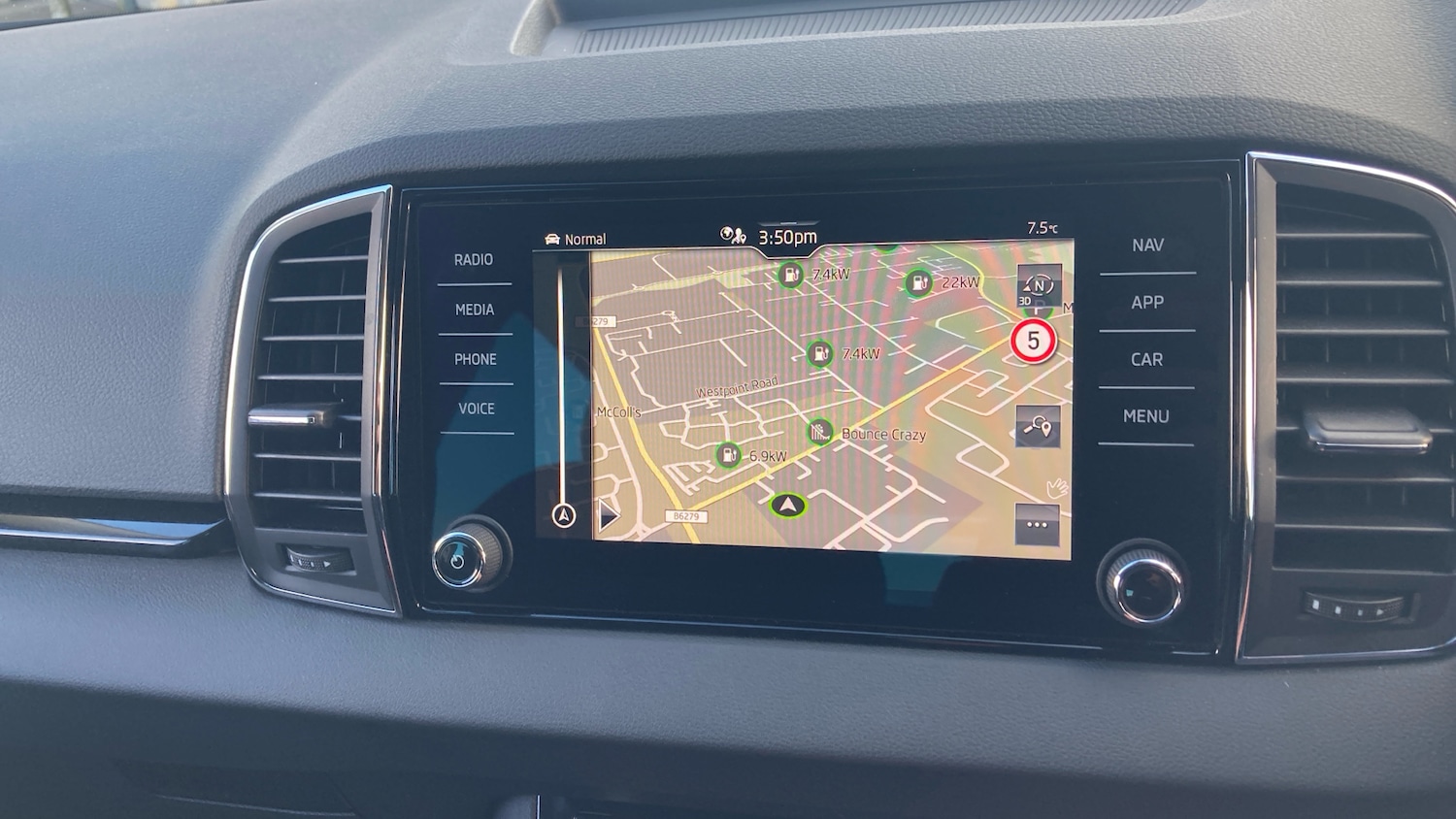 Used Skoda Karoq 2025 for sale - 77653554: Photo 32