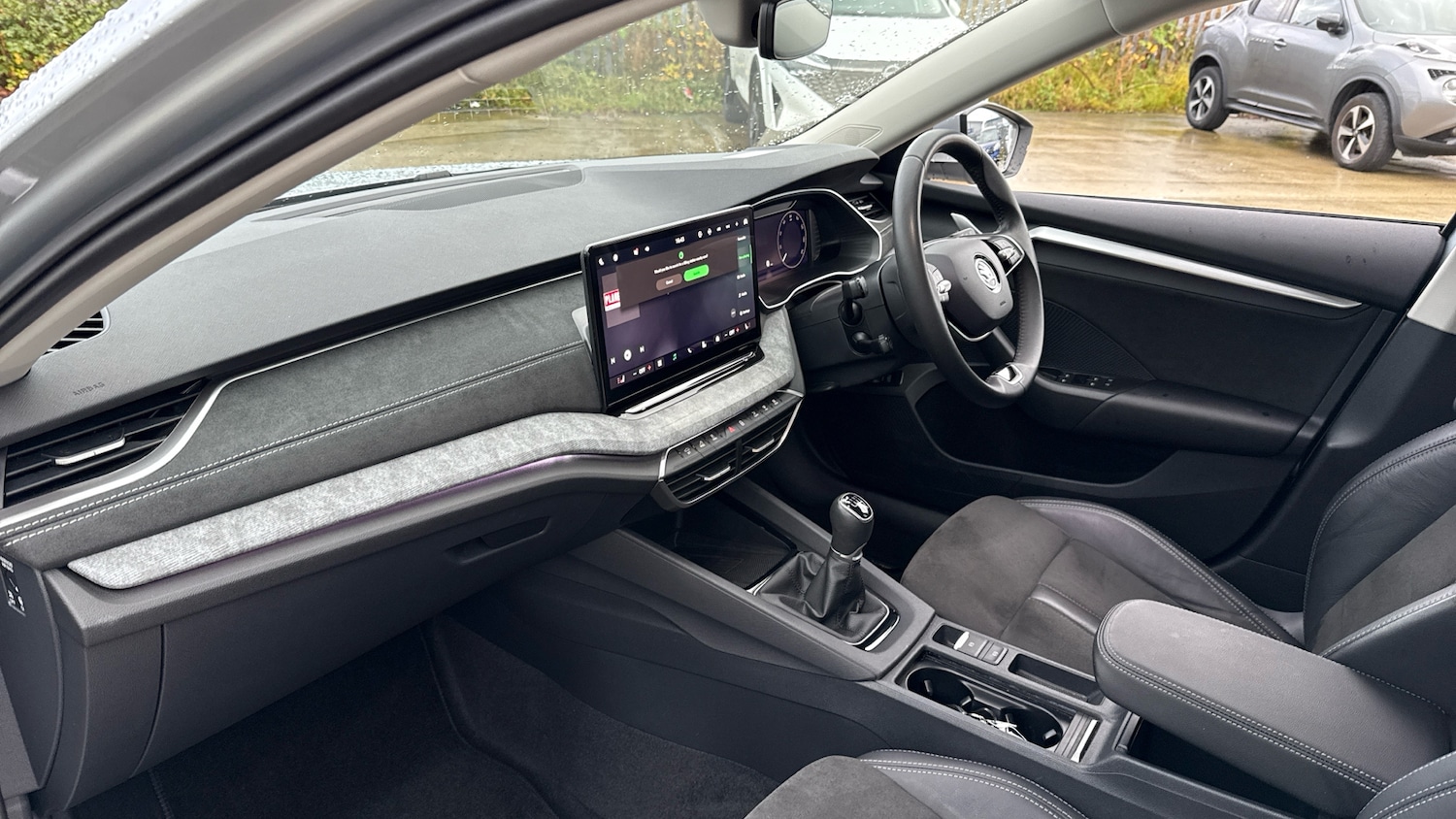 Used Skoda Octavia 2024 for sale - 76287886: Photo 2