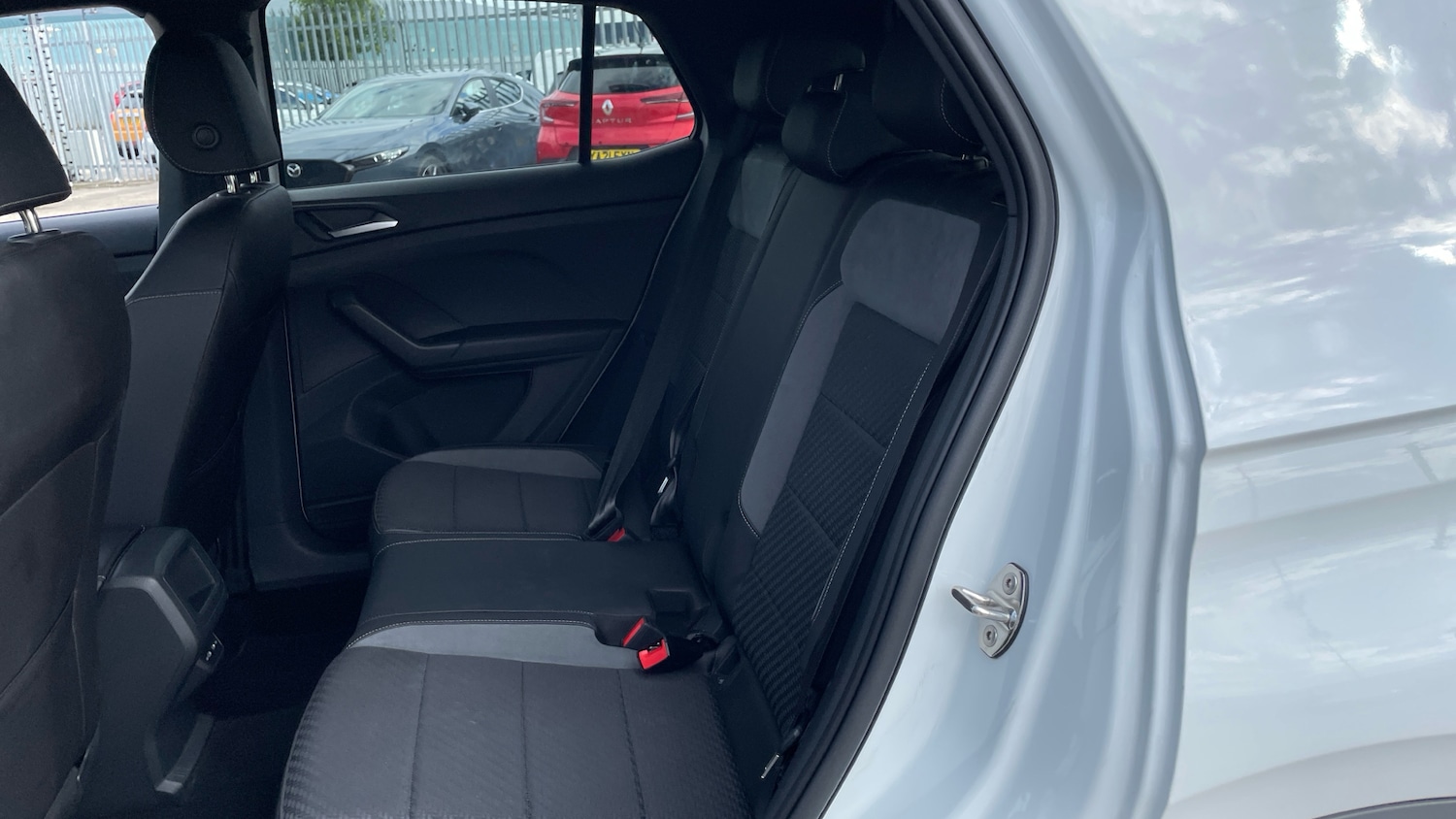 Used Volkswagen T-Cross 2022 for sale - 76172586: Photo 16