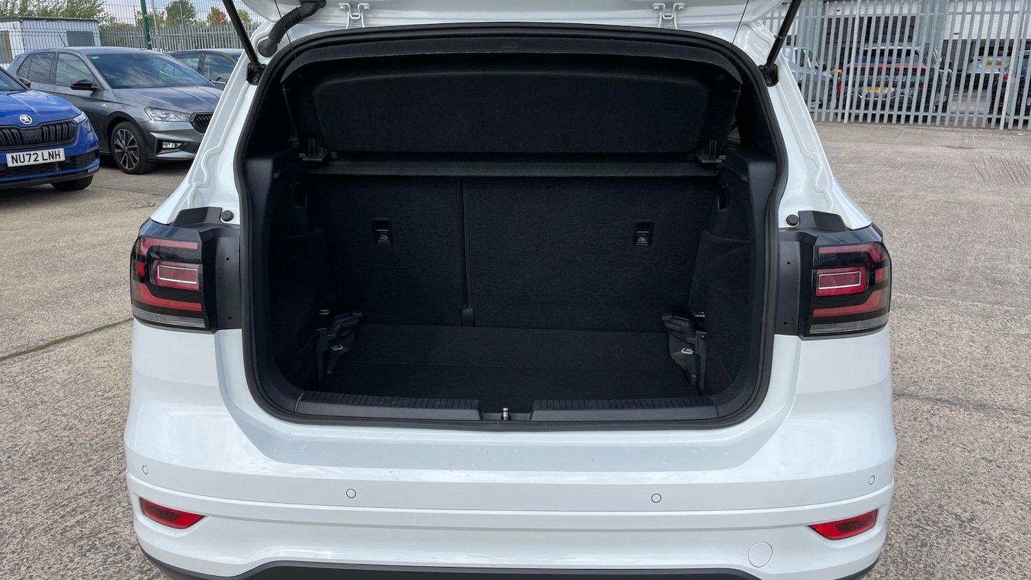 Used Volkswagen T-Cross 2022 for sale - 76172586: Photo 4
