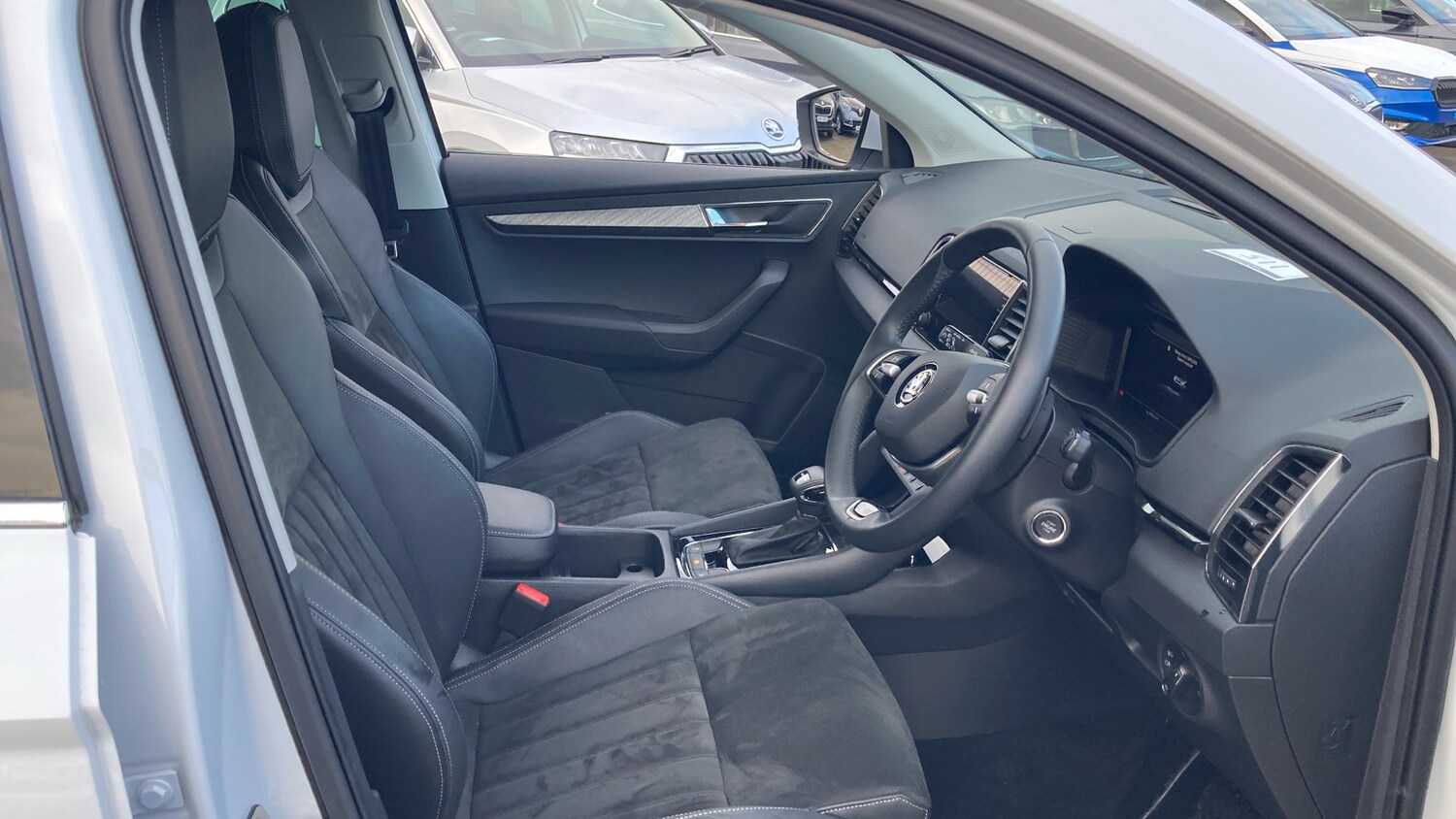 Used Skoda Karoq 2024 for sale - 76556675: Photo 15