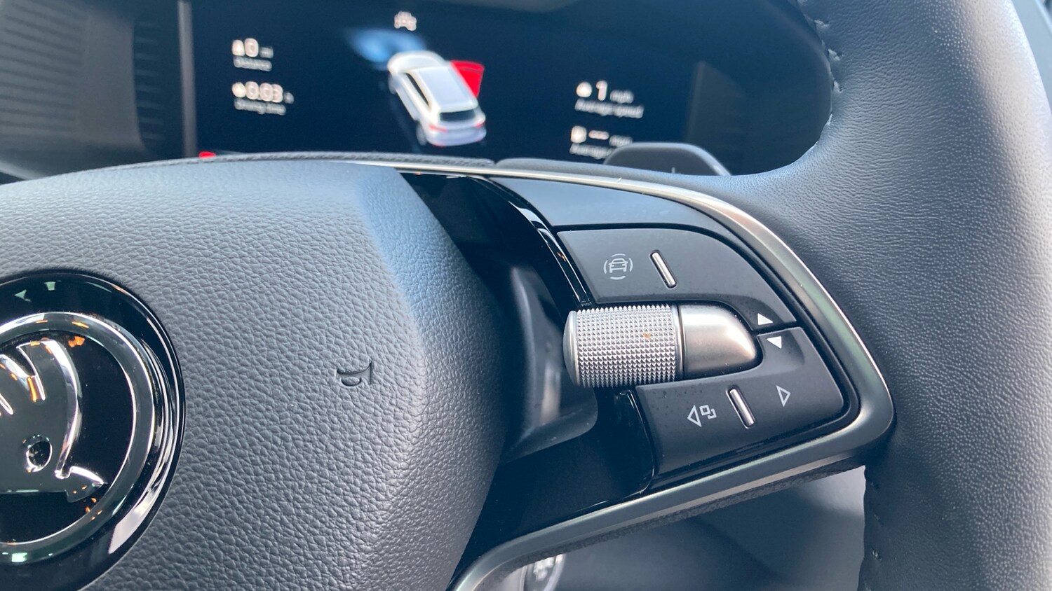 Used Skoda Karoq 2024 for sale - 76556675: Photo 18