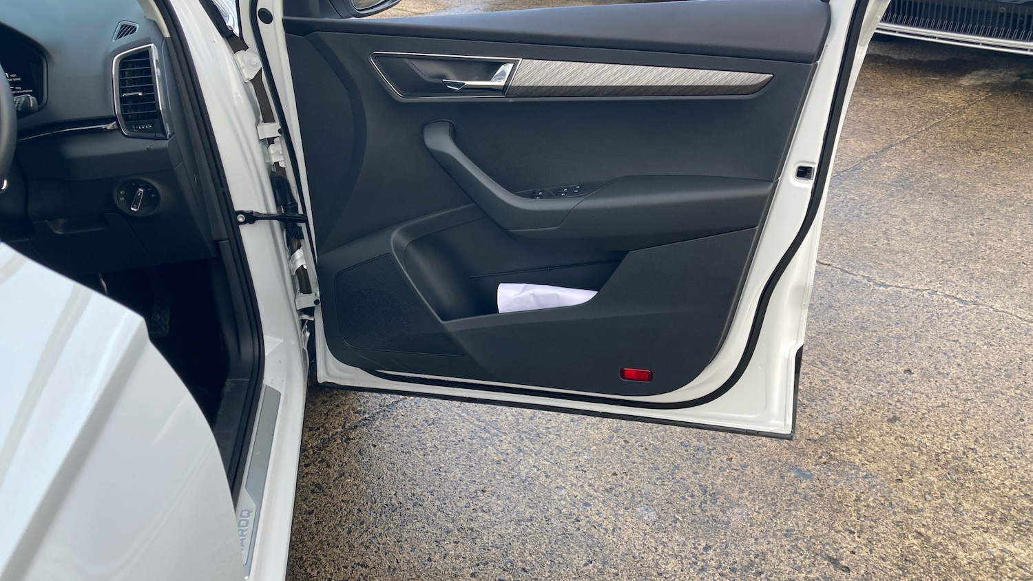 Used Skoda Karoq 2024 for sale - 76556675: Photo 19